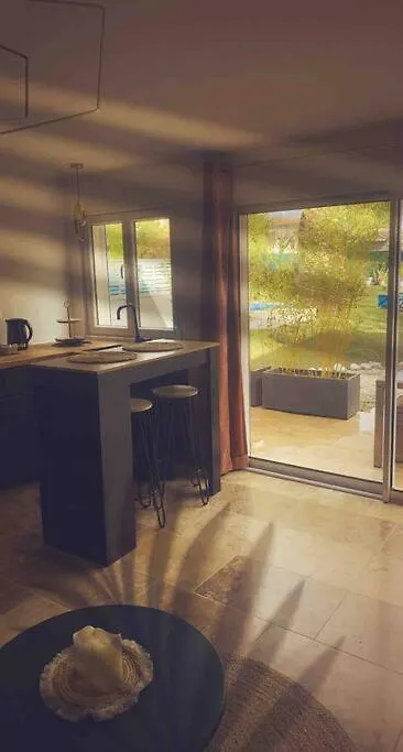 Eden Palm Suite & Spa Berre-l'Etang