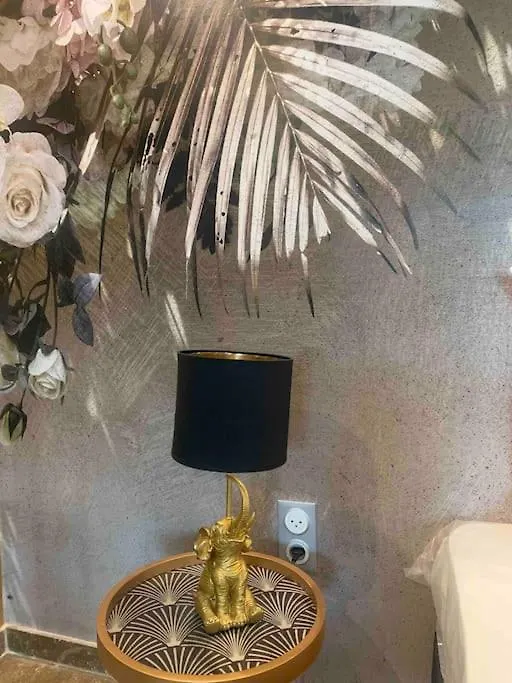Eden Palm Suite & Spa Berre-l'Etang 0*,